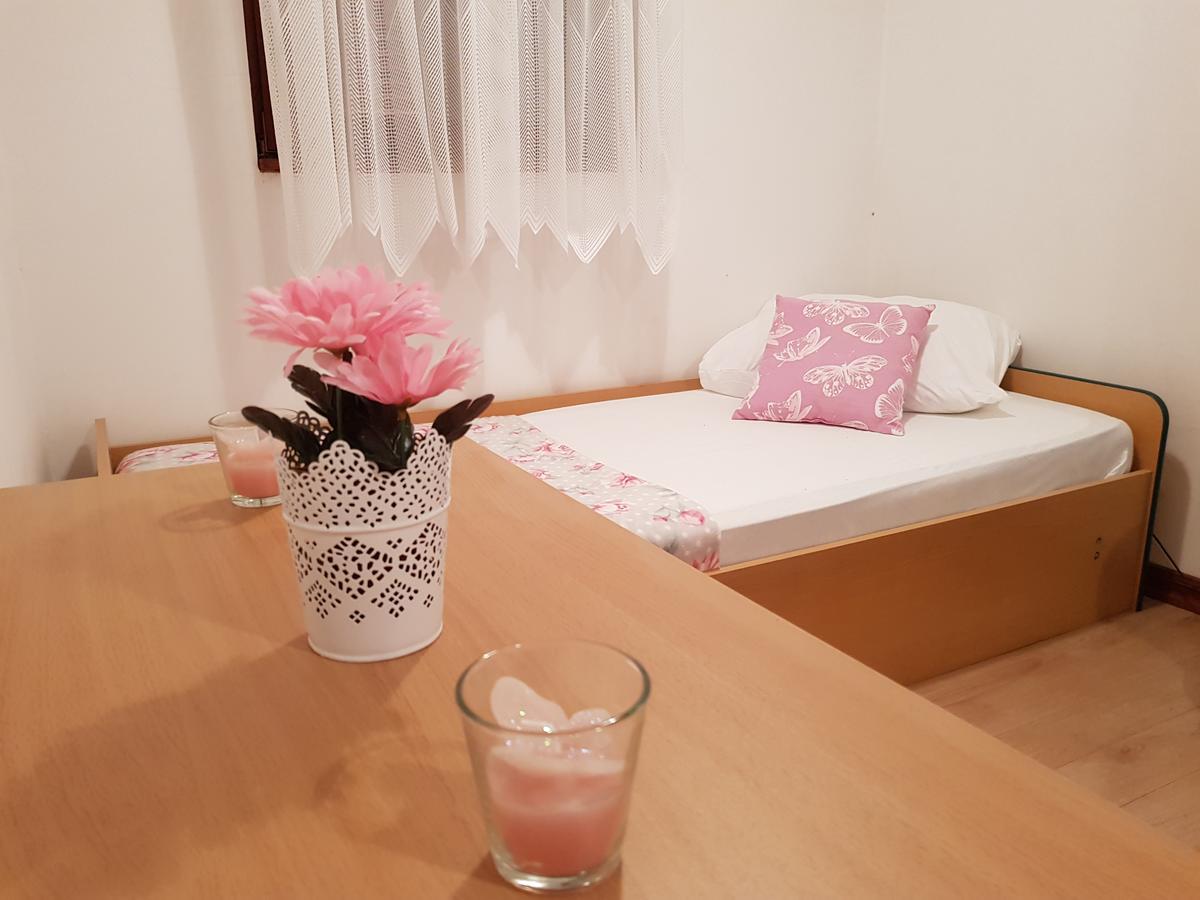 Apartmani Zoric Водице Екстер'єр фото