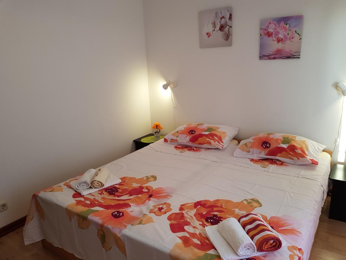 Apartmani Zoric Водице Екстер'єр фото