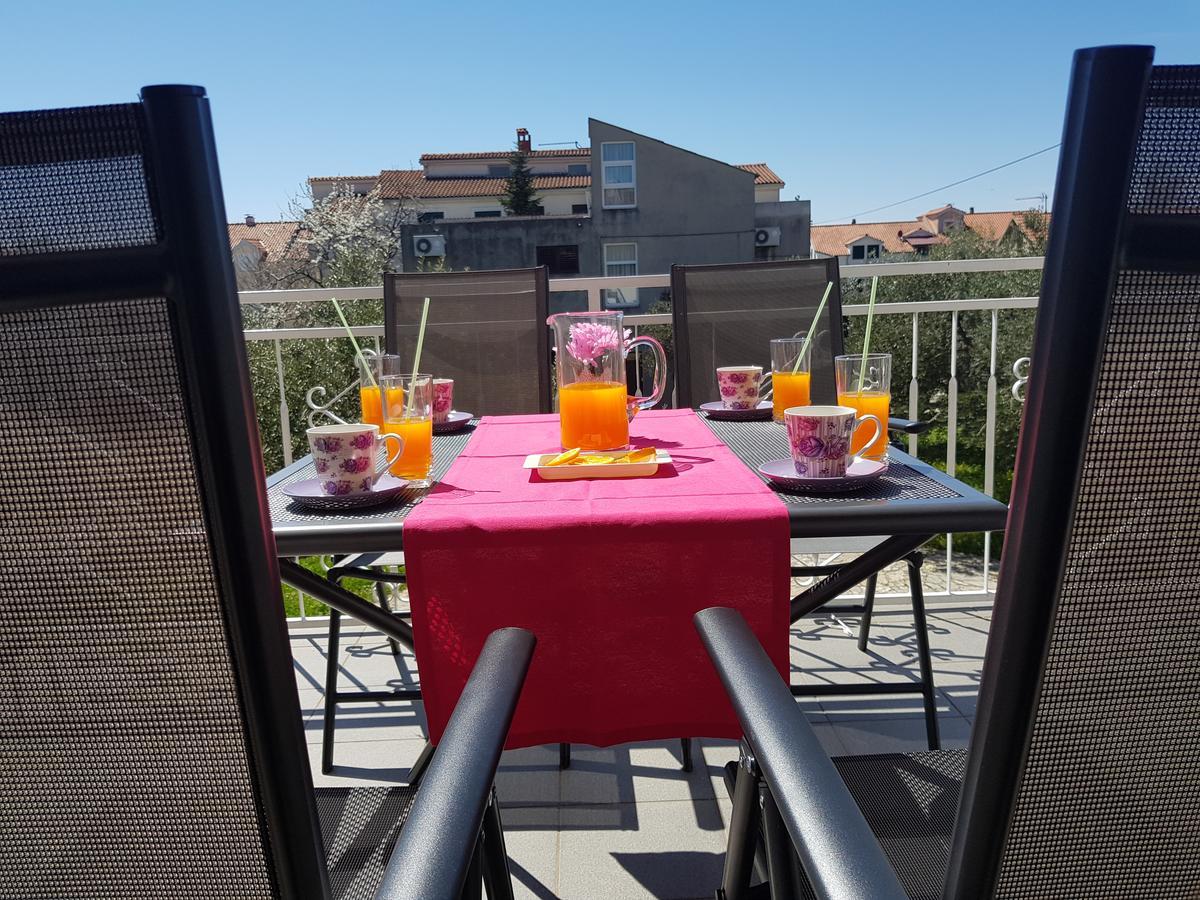 Apartmani Zoric Водице Екстер'єр фото