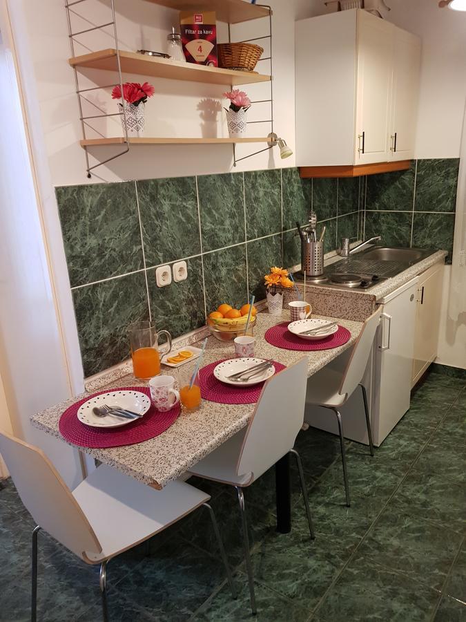 Apartmani Zoric Водице Екстер'єр фото