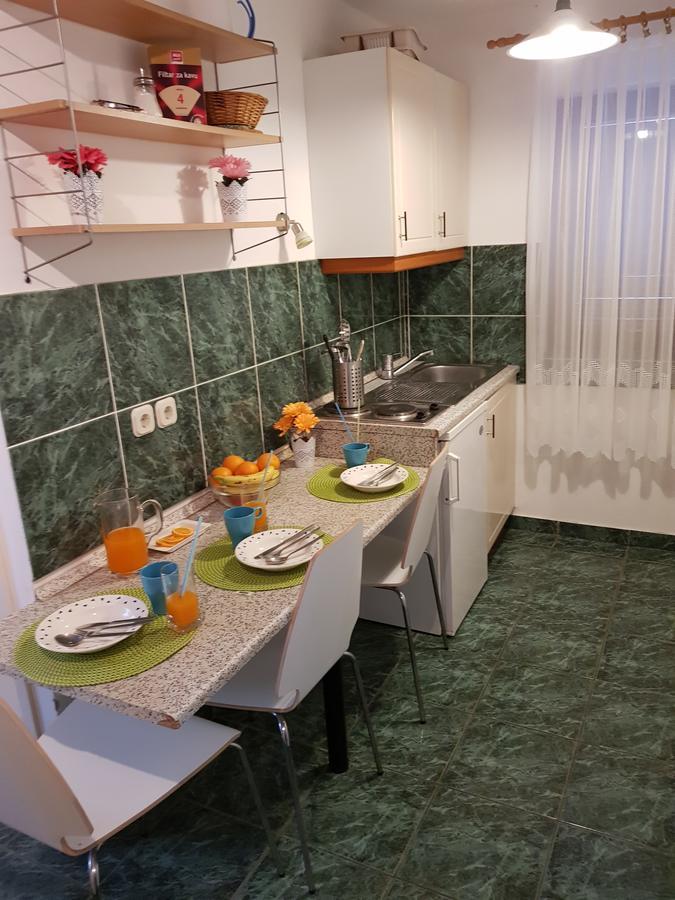Apartmani Zoric Водице Екстер'єр фото